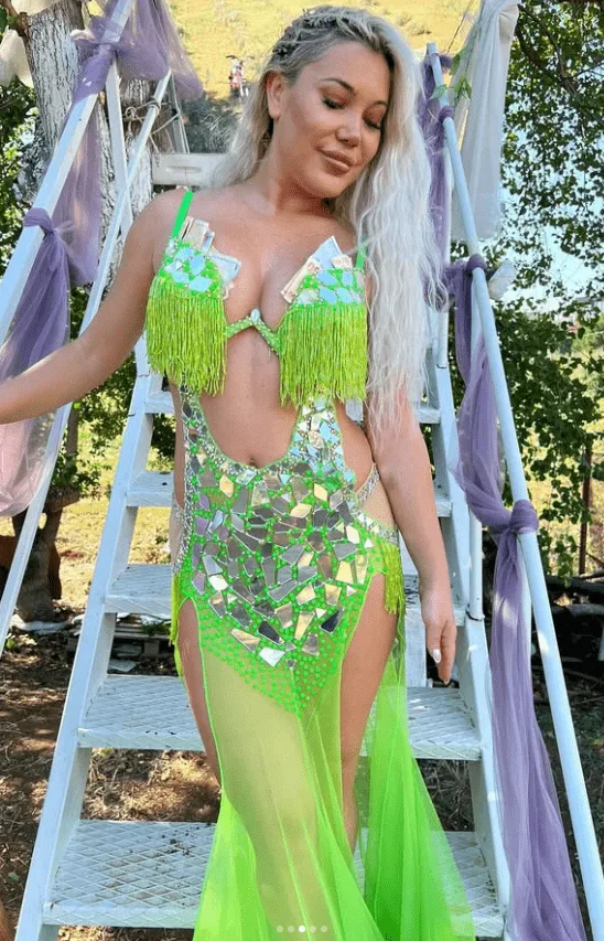 Etkileyici Kostümlerle Dansöz Kirala